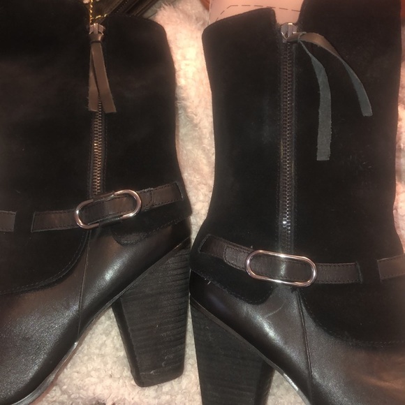 Kensie Size 10 black leather heeled boots with silver buckle stacked heel - Picture 9 of 11
